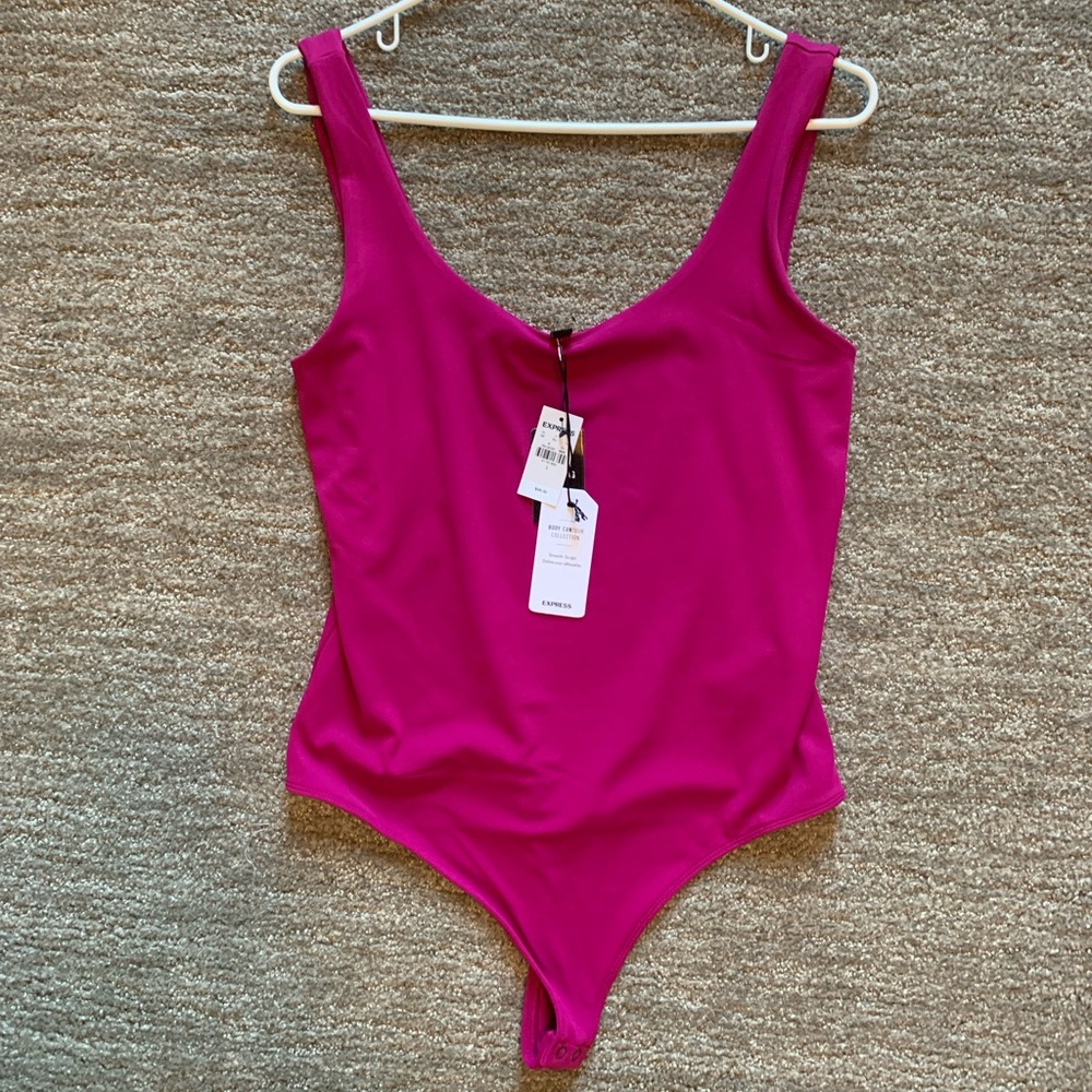 Express Body Contour scoop bodysuit- NWT!